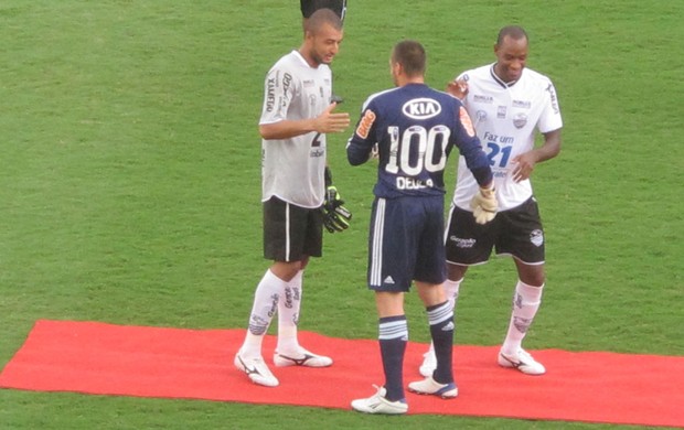deola palmeiras camisa 100 (Foto: Diego Ribeiro/Globoesporte.com) deola palmeiras camisa 100 (Foto: Diego Ribeiro/Globoesporte.com)