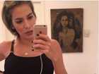 Adriana Sant'Anna mostra barriga após tratamento de estrias