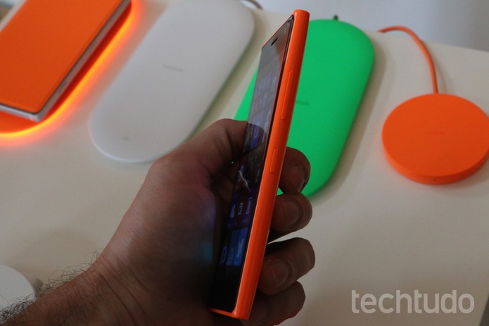 Lumia 730 e 735 (Foto: Fabricio Vitorino/TechTudo) Lumia 730 e 735 (Foto: Fabricio Vitorino/TechTudo)