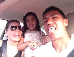 BRASilidades Paulinho, a esposa Bárbara, e a filha Ana Beatriz (Foto: Alexandre Lozetti) BRASilidades Paulinho, a esposa Bárbara, e a filha Ana Beatriz (Foto: Alexandre Lozetti)