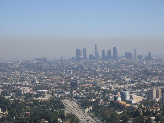 Ar poluído em Los Angeles (Foto: Jane/Wikimedia)