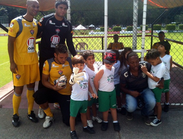 Paulo Isidoro visita treinamento do Vitória na Toca do Leão (Foto: Raphael Carneiro/Globoesporte.com)