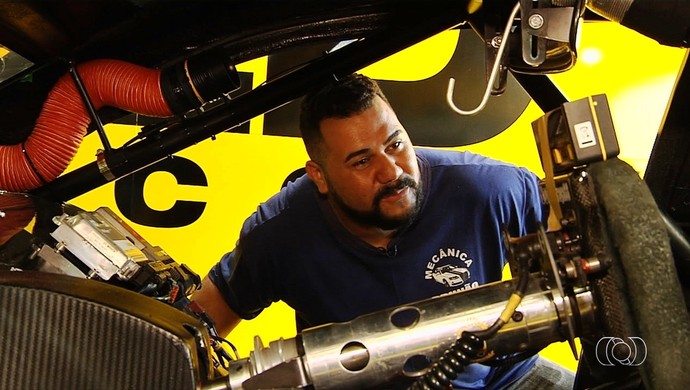 Bruno Gomes, mecânico (Foto: Reprodução/TV Anhanguera)