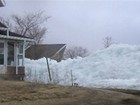 Onda de gelo causa destruição em lago entre Canadá e EUA 