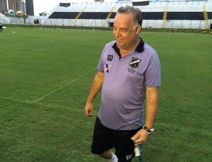 Josué Teixeira - técnico do ABC (Foto: Jocaff Souza/GloboEsporte.com)