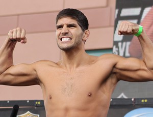 Patrick Cote UFC (Foto: Getty Images)