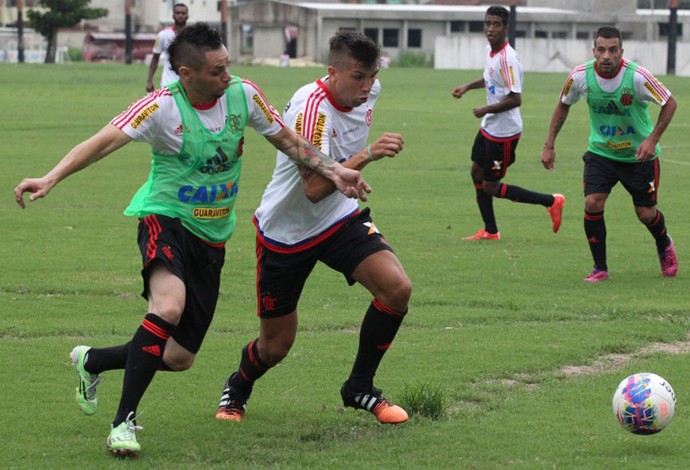 Pará e Mugni, treino Flamengo (Foto: Gilvan de Souza / Flamengo)