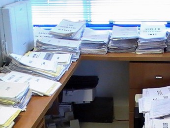 Documentos apreendidos mostram atividade irregular. (Foto: Divulgação / Polícia Federal)