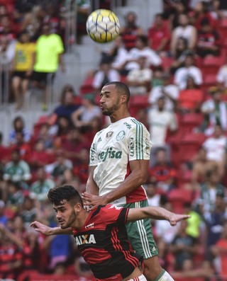 Flamengo x Palmeiras - Vitor Hugo (Foto: Ricardo Botelho / Brazil Photo Press / Estadão Conteúdo) Flamengo x Palmeiras - Vitor Hugo (Foto: Ricardo Botelho / Brazil Photo Press / Estadão Conteúdo)