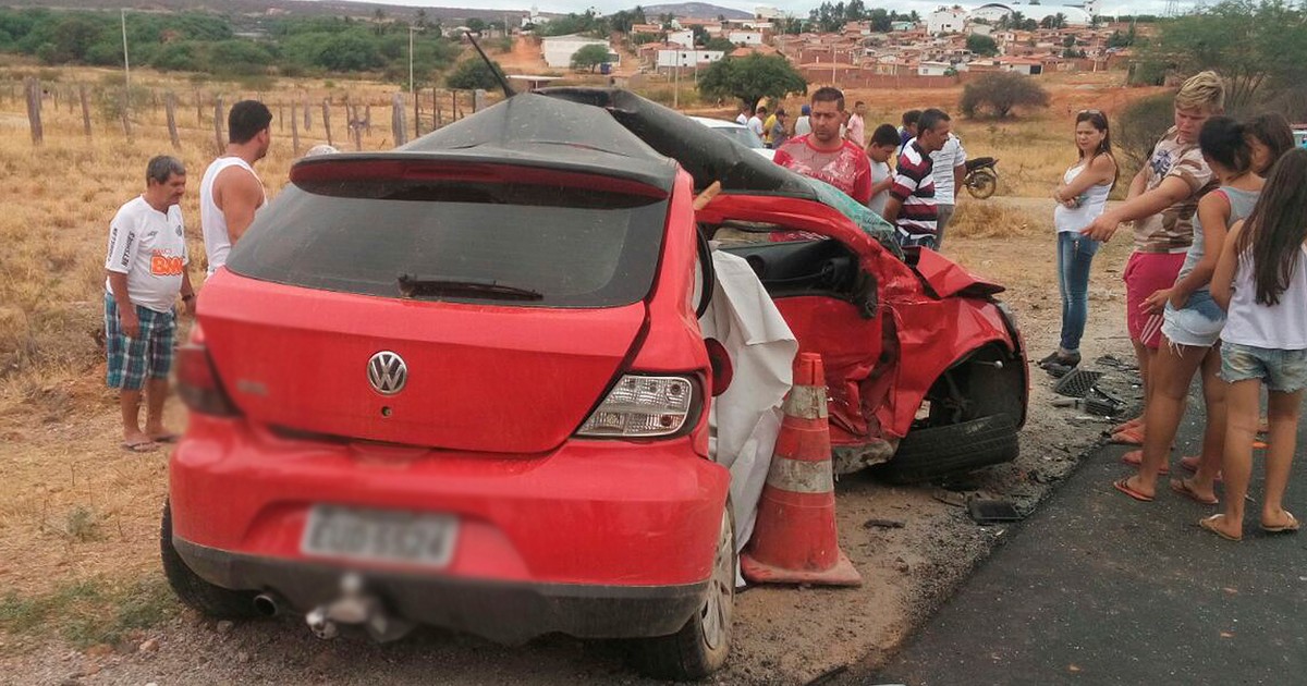 G1 Colisão entre dois carros deixa dois homens mortos no sudoeste da Bahia notícias em Bahia