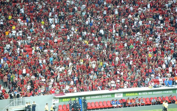 Torcida Flamengo x Coritiba (Foto: Cahê Mota)