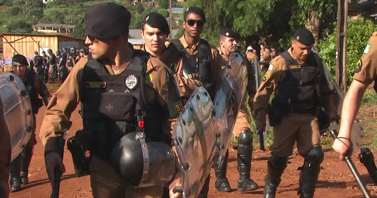 G1 Polícia cumpre reintegração de posse em Santa Tereza do Oeste, no Paraná notícias em