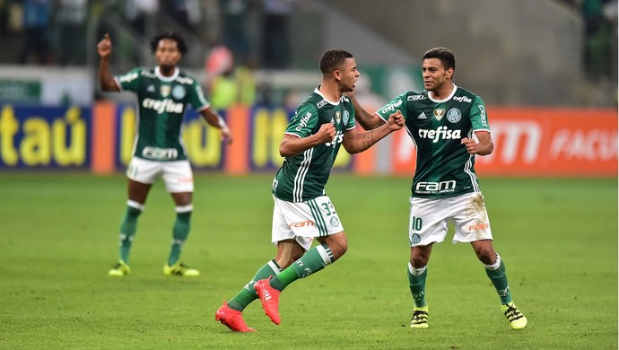 Belletti vê nervosismo de Gabriel Jesus como 