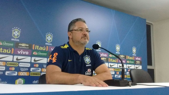 Rogério Micale, técnico da seleção olímpica (Foto: Leonardo Freire/GloboEsporte.com)