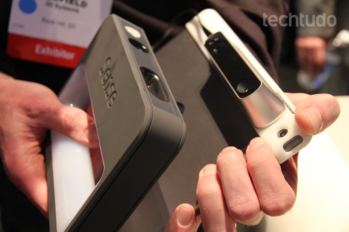 De um lado, o Sense, scanner 3D para computadores e do outro, o iSense, que exerce a mesma função nos tablets (Foto: De um lado, o Sense, scanner 3D para computadores e do outro, o iSense, que exerce a mesma função nos tablets) De um lado, o Sense, scanner 3D para computadores e do outro, o iSense, que exerce a mesma função nos tablets (Foto: De um lado, o Sense, scanner 3D para computadores e do outro, o iSense, que exerce a mesma função nos tablets)