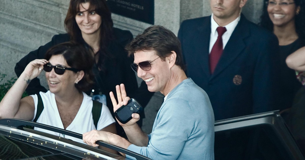 G1 Tom Cruise Sorri E Acena Para Fãs Na Saída De Hotel Em Copacabana Notícias Em Rio De Janeiro