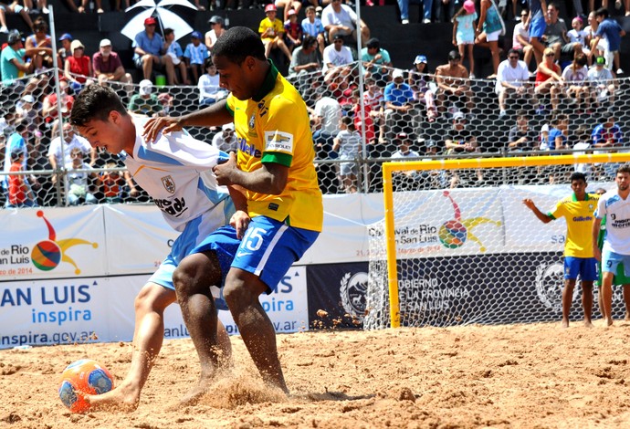 Sem estrelas jovens de Vasco Sport e Fla dão show e Brasil goleia