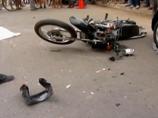 As vítimas de acidentes com motos em Teófilo Otoni são, na maioria, homens com idade entre 20 e 40 anos.  (Foto: Reprodução/InterTV)