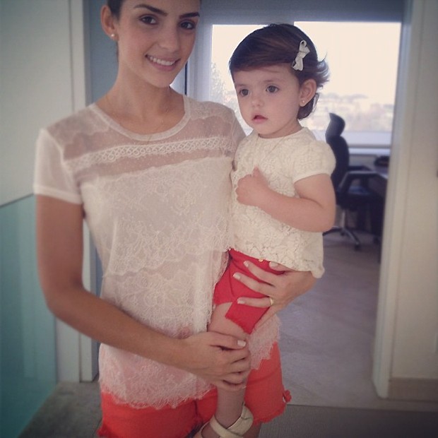 Carol Celico e Isabella (Foto: Reprodução)