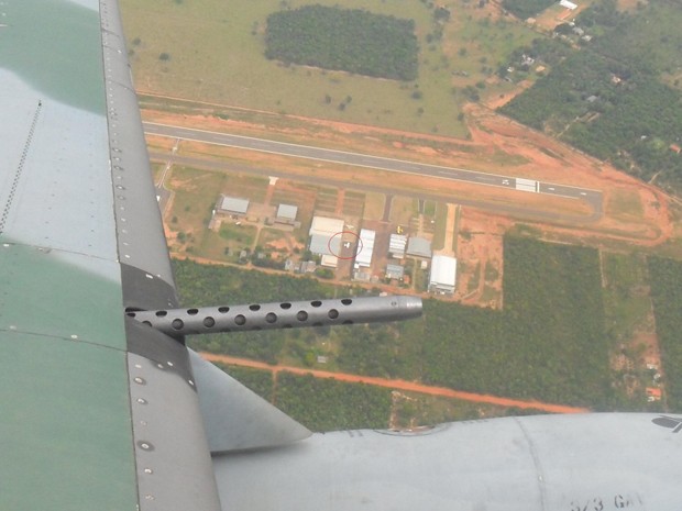 Avião é interceptado pela Força Aérea (Foto: Divulgação/FAB)