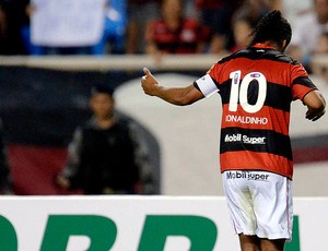 ronaldinho gaucho flamengo gol internacional (Foto: Alexandre Loureiro / Vipcomm)