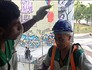Câmara de SP troca janelas quebradas (Roney Domingos/G1)