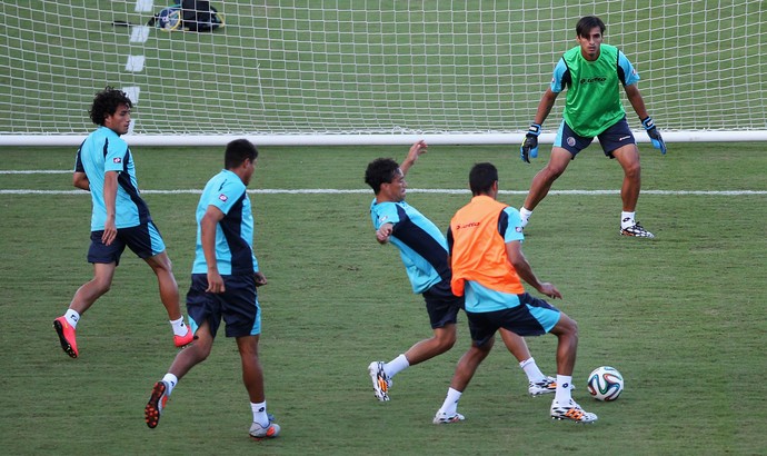 Treino da Costa Rica no Barradão (Foto: Gettyimages) Treino da Costa Rica no Barradão (Foto: Gettyimages)