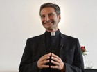 Padre denuncia que a Igreja Católica 'mata psicologicamente' os gays