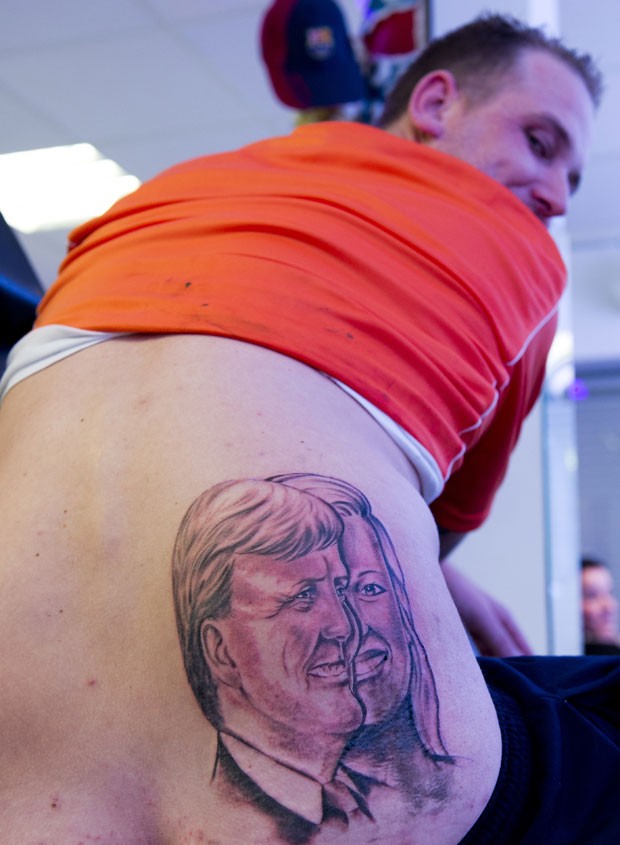 Danny fez tatuagem em homenagem ao futuro Rei da Holanda (Foto: Robin Utrecht/ANP/AFP)