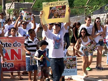 Protesto contra a violência em Cuiabá (Foto: Reprodução/TVCA)