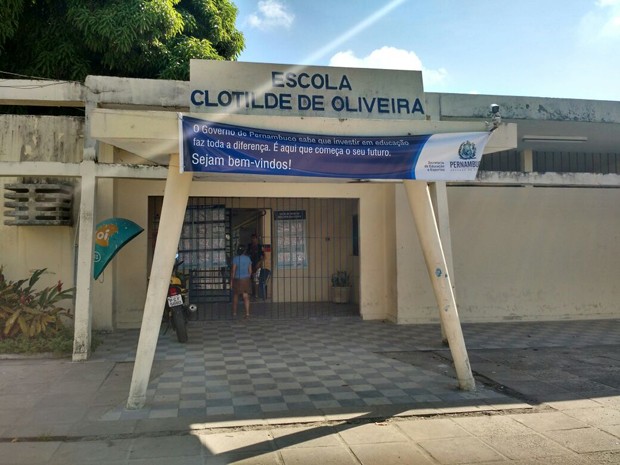 Apenas um professor deve dar aula em escola de Casa Amarela (Foto: Penélope Araújo/G1)