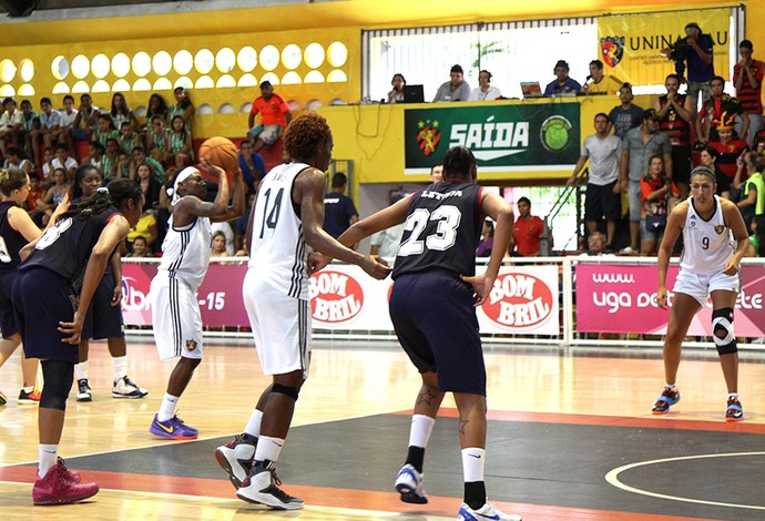 Sport X Maranhão, Basquete LBF (Foto: Marcílio Peiruquia/LBF)