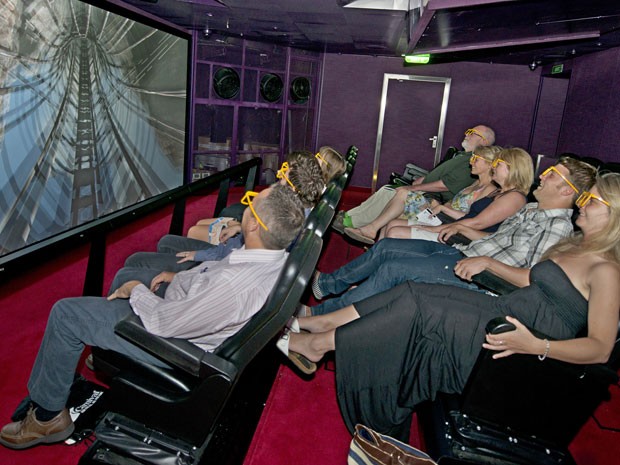 Cinema interativo do navio Carnival Breeze (Foto: AP Photo/Carnival Cruise Lines, Andy Newman)