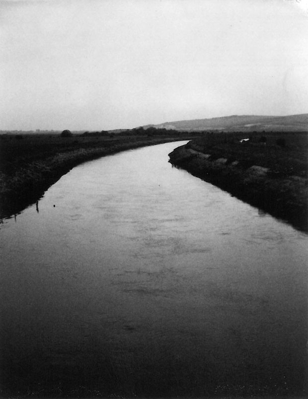 The River Ouse, East Sussex, England, 2003, de Patti Smith (Foto: divulgação)