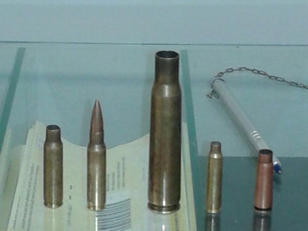 Cartuchos de projéteis disparados em Machados (Foto: Reprodução de WhatsApp)