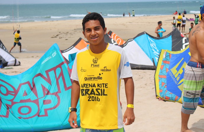 Polegar no Campeonato Brasileiro de Kitesurfe 2016 (Foto: Wenner Tito ) Polegar no Campeonato Brasileiro de Kitesurfe 2016 (Foto: Wenner Tito )