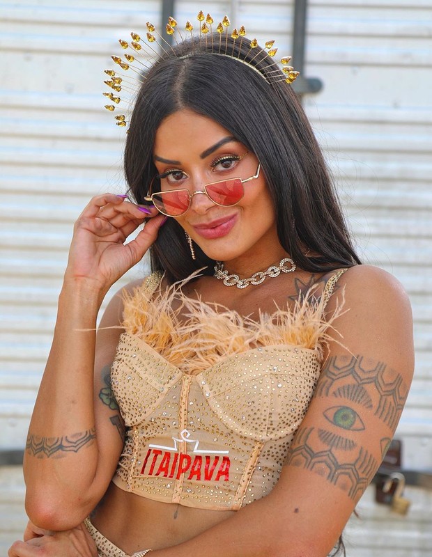 Aline Riscado é madrinha do espaço (Foto: Reprodução/Instagram) Aline Riscado é madrinha do espaço (Foto: Reprodução/Instagram)