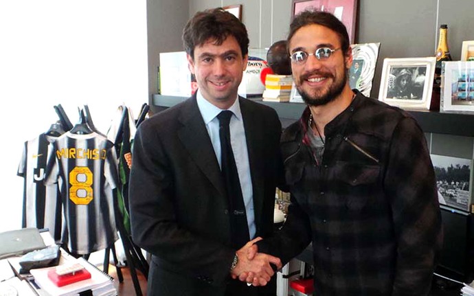 Osvaldo apresentado no Juventus (Foto: Divulgação / Site Oficial do Juventus)