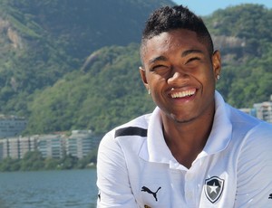 Vitinho Botafogo entrevista (Foto: Thales Soares)