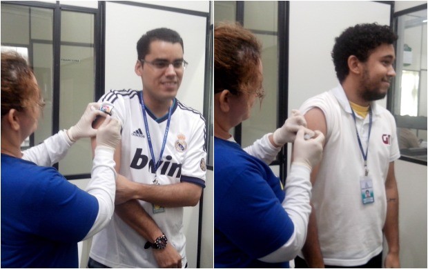 Funcionários da TV Acre receberam imunização contra a influenza A nesta terça (10) (Foto: Thiago Cabral/ TV Acre)