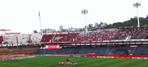 Beira-Rio teve 7.347 torcedores contra o Fluminense (Foto: Diego Guichard / GLOBOESPORTE.COM)