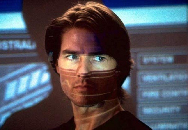 Agente Ethan (Tom Cruise) tenta impedir que vírus mortal de espalhe (Foto: Divulgação / Reprodução)