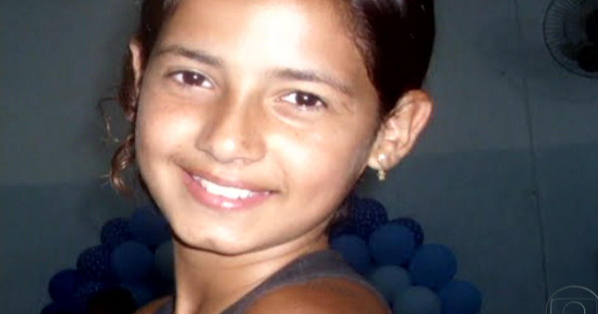 G1 - Delegado pede armas de PMs após morte de criança em operação no