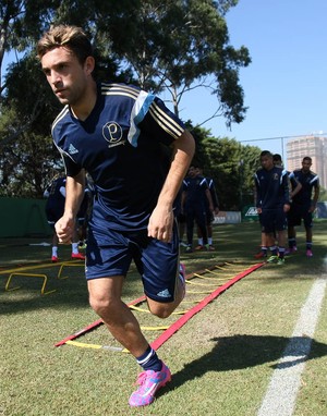 Gareca convoca Allione e titulares do Palmeiras para jogo contra o Avaí