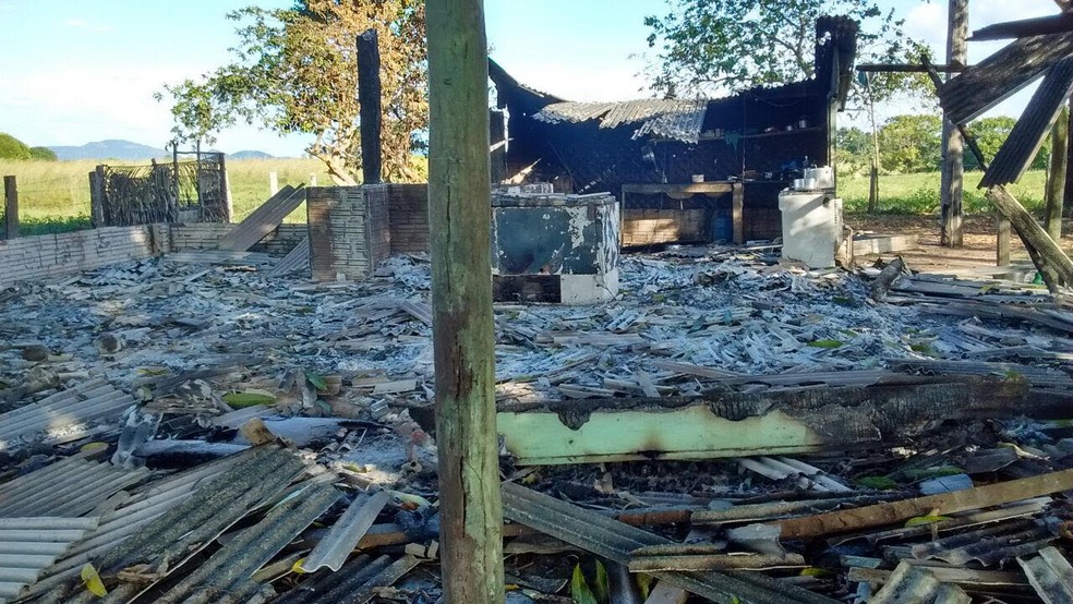 Área abandonada da fazenda Santa Lúcia, onde ocorreram as mortes, no município de Pau D´Arco, no sudeste do Pará. (Foto: Ascom/PC)