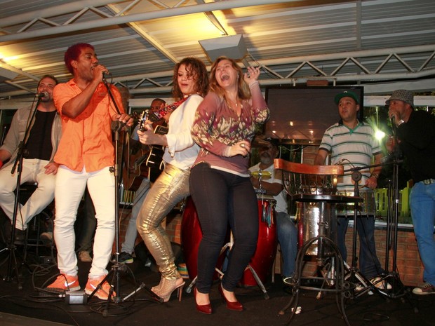 Ivo Meirelles, Luka e Andréia Sorvetão em festa no Rio (Foto: Isac Luz/ EGO)