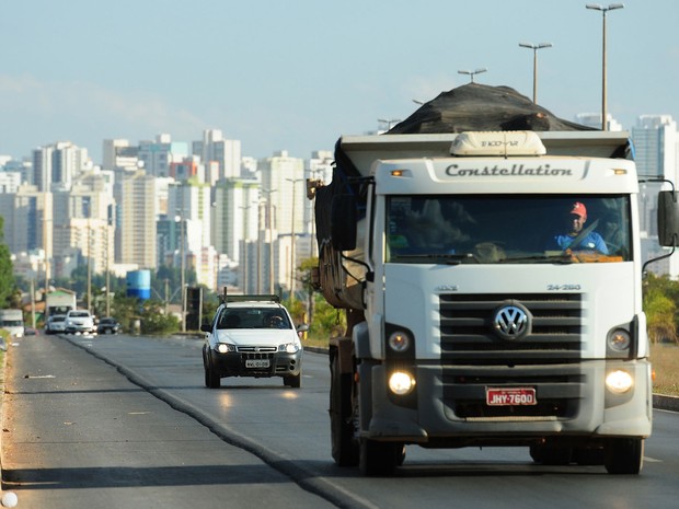 EPVL (DF-087), rodovia que passa por Vicente Pires (Foto: Pedro Ventura/Agência Brasília)