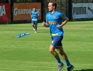 Rodrigo Defendi botafogo treino (Foto: Thales Soares / Globoesporte.com)