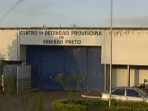 Mulher morreu durante visita íntima no CDP de Ribeirão Preto, SP (Foto: Reprodução/EPTV)