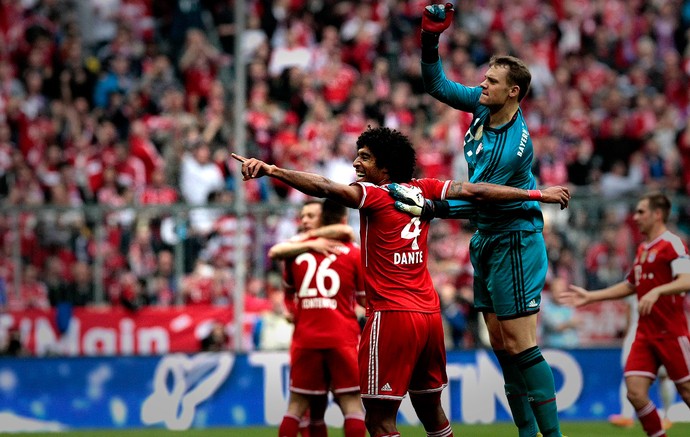 Dante bayern de munique gol Freiburg (Foto: Agência Reuters)